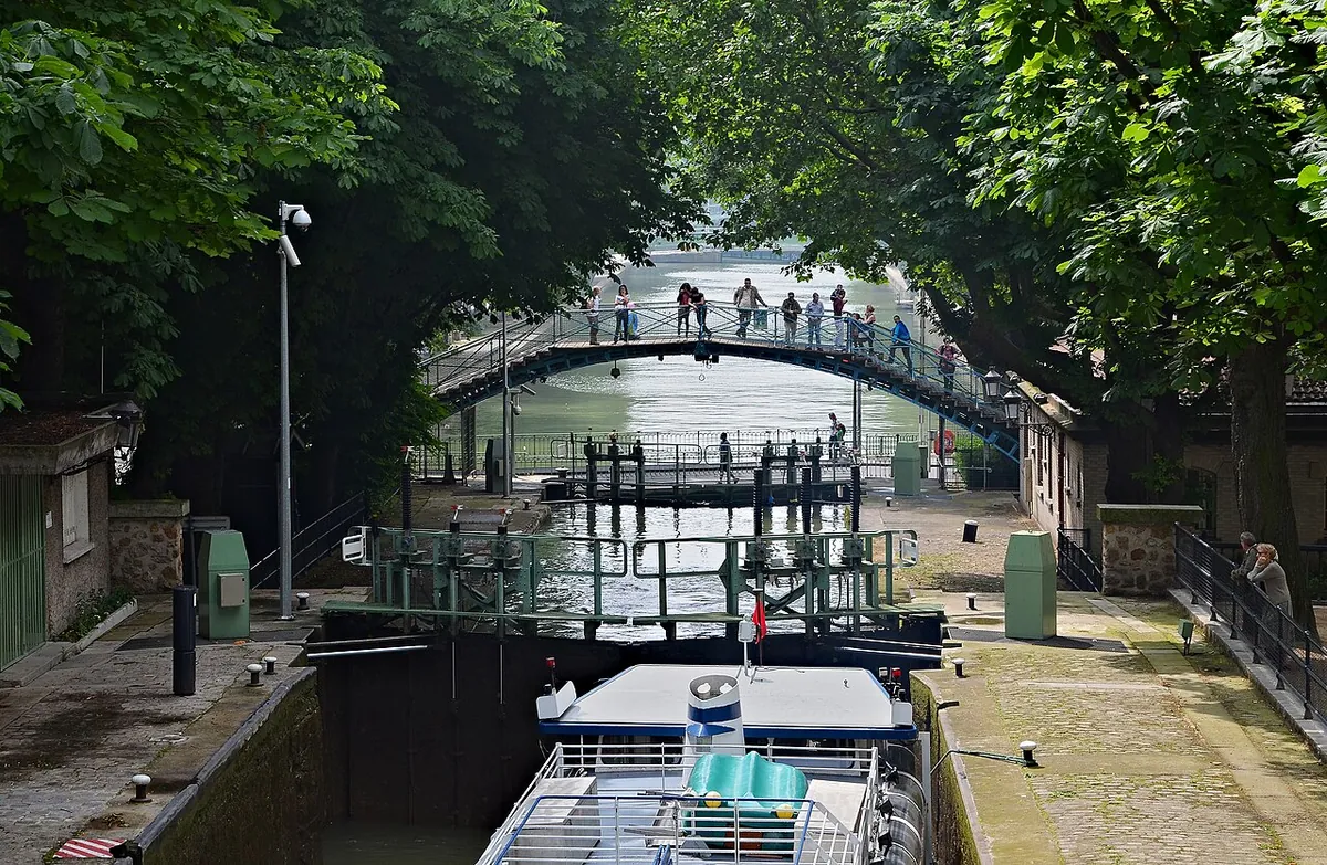Écluses des Récollets sur le canal Saint-Martin à Paris